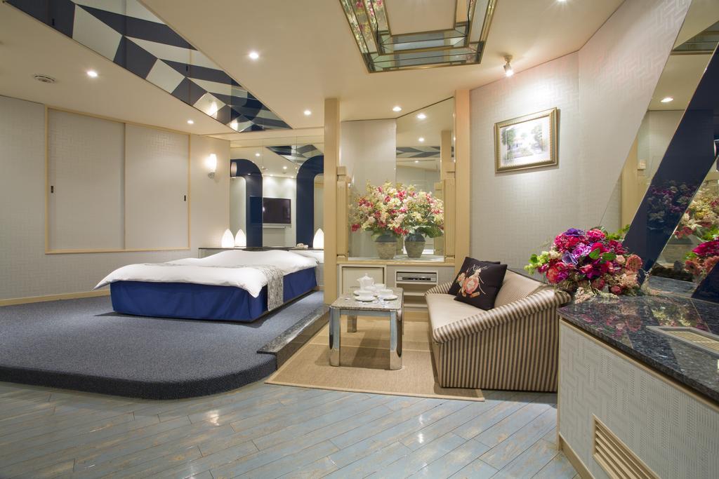 Hotel Casablanca (Adults Only) Осака Екстер'єр фото