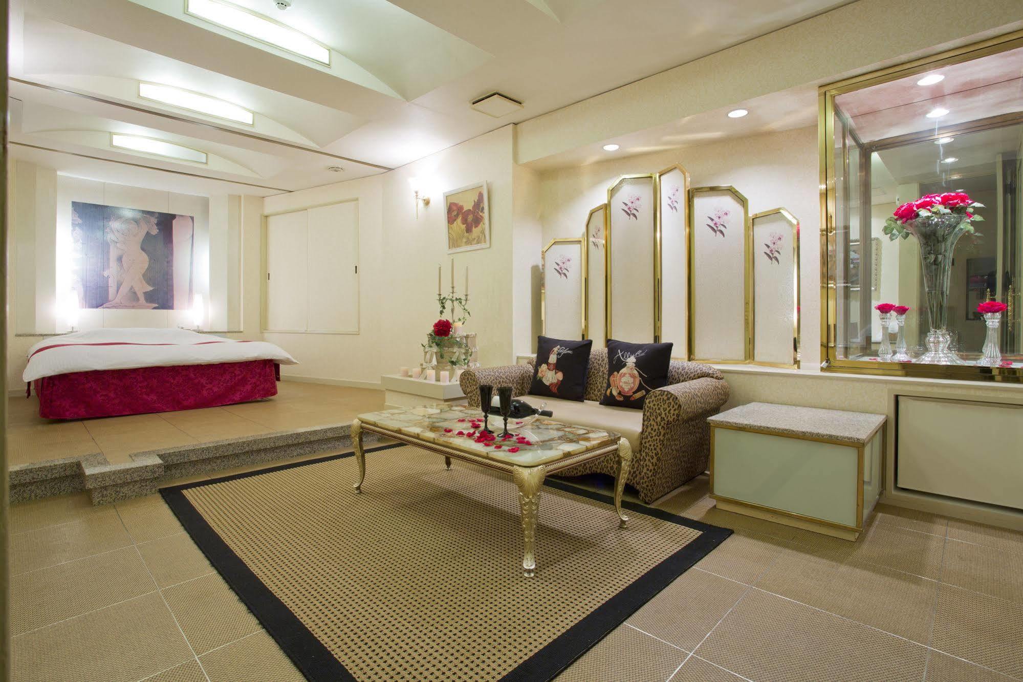Hotel Casablanca (Adults Only) Осака Екстер'єр фото